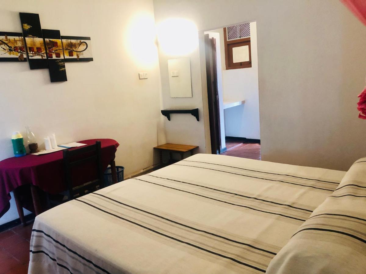 Hotel Hemadan Bentota Eksteriør billede