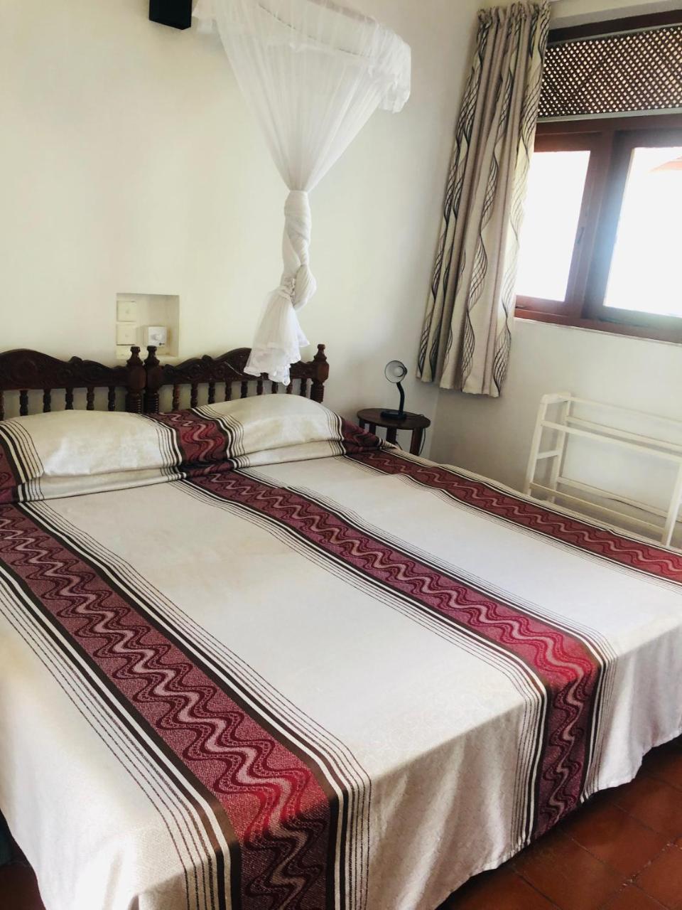 Hotel Hemadan Bentota Eksteriør billede